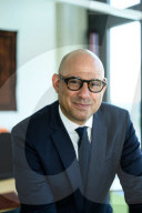 UN climate chief Simon Stiell warns Australia not to pick a 'bog standard' 2035 carbon emissions target.