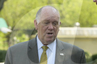 DC: Director Homan hold a White House press gaggle