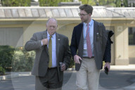 DC: Director Homan hold a White House press gaggle
