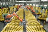 Glass Manufacturing in Suqian