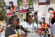 Barbed wire protest camp in Tel Aviv