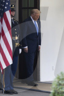 Trump greets leaders of Armenia and Azerbaijan
