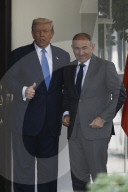 Trump greets leaders of Armenia and Azerbaijan