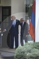 Trump greets leaders of Armenia and Azerbaijan