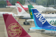 Positive Cycle Effect of Civil Aviation Volume Price