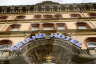 Scarborough struggles with ‘gull muggings’ as urban seabird population rises