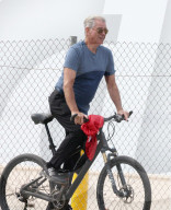 PREMIUM EXCLUSIVE Pierce Brosnan Shows Signs of Aging as He Sports a Growing Belly