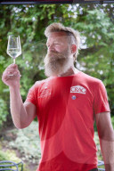 Meet the water sommeliers: they believe H?O can rival wine ñ but would you pay £19 a bottle?