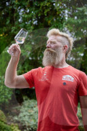 Meet the water sommeliers: they believe H?O can rival wine ñ but would you pay £19 a bottle?