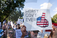 Hundreds demand release of Epstein files at White House protest