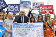 Nadine Dorries defects to Reform