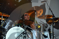 Photo : Â© Alex Mitram Sujet : Ian Haugland (Europe) Date : 2009-06-21 Lieu : France, Clisson @ Hellfest Festival. 