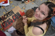 Anti government protests in Paris turn violent