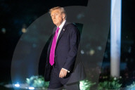 Trump arrives WH from Bedminster, NJ