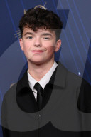 PEOPLE - Der 15-jährige „Adolescence“-Star Owen Cooper schreibt Geschichte als jüngster männlicher Emmy-Gewinner aller Zeiten