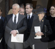 Die britischen Royals bei der Trauerfeier für die Herzogin von Kent in London