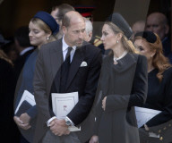 Die britischen Royals bei der Trauerfeier für die Herzogin von Kent in London