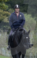 Andrew beim Ausritt im Park von Schloss Windsor