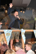 Fassanstich auf dem Europa-Park Oktoberfest in Rust