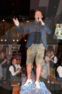 Fassanstich auf dem Europa-Park Oktoberfest in Rust