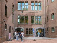 Daily Student Life At University Of Amsterdam Library