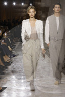 MODE - Mailand Fashion Week Frühling Sommer 2026: Giorgio Armani