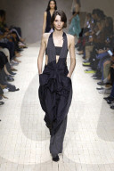 MODE - Mailand Fashion Week Frühling Sommer 2026: Emporio Armani
