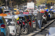 Demonstration By Driving Schools in Paris