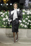MODE - Paris Fashion Week Frühling Sommer 2026: Saint Laurent