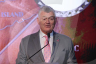 Elizabeth Hurley And Olivia Munn Light Empire State Building For Breast Cancer Awarenes