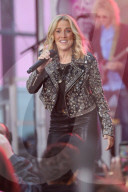 Sheryl Crow Performs Live On NBCs Today At Rockefeller Plaza