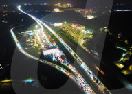 Shanghai-Wuhan Expressway Heavy traffic 
