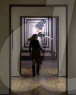 Cecil Beaton's Fashionable World Photo Call