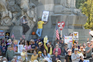 Thousands protest Trump in New Jersey