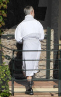 PREMIUM EXCLUSIVE: *PREMIUM-EXCLUSIVE* *MUST CALL FOR FEES*?It's Family Time for the American actress Anne Hathaway relaxing after filming 'The Devil Wears Prada 2' out in Portofino.