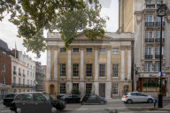 GV of gentlemen’s club Brook’s, St James’s Street, London