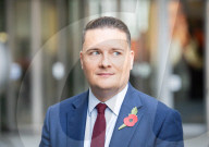 Guests arrive for Sunday with Laura Kuenssberg at the BBC