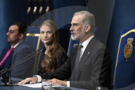 Die spanische Königsfamilie bei der Verleihung der Prinzessin von Asturien-Preise 2025 in Oviedo