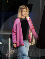 EXCLUSIVE: Makeup Free Rachel Riley Arrives At The Countdown Studios In Manchester - 29 Oct 2025
