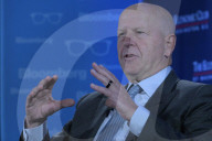 DC: CEO Solomon hold a Global Economic interview forum