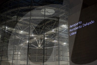 Portugal’s Infrastructure Minister Admits Lisbon Airport Queues Are Causing Reputational Damage