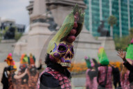 Annual Dia De Muertos Parade