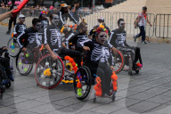 Annual Dia De Muertos Parade