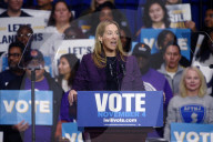 Barack Obama Campaigns for Sherrill