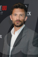 PEOPLE - Jonathan Baily ist zum Sexiest Man Alive gekürt worden