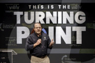 Turning Point USA Berkeley conference disappoints with D-list entertainment and violent counter protests