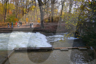 Aus für Surfer? Die Münchner Eisbachwelle sorgt weiter für Aufregung
