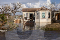 NEWS - „Wir brauchen Hilfe“: Verwüstete jamaikanische Gemeinden warten nach dem Hurrikan Melissa immer noch auf Hilfe