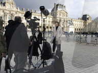 Atmosphere Around Louvres Museum Following Robbery - Paris