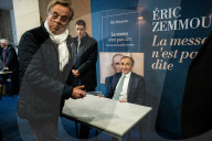 Book signing of Eric Zemmour - Bordeaux